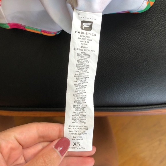 Fabletics Carlsbad Tank Sz XS (Pixel Print/White) - Picture 5 of 6